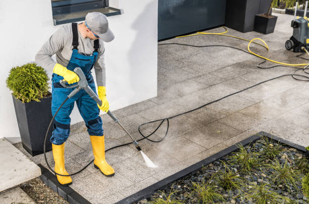 Best Pressure Washing Contractors  in Normal, IL
